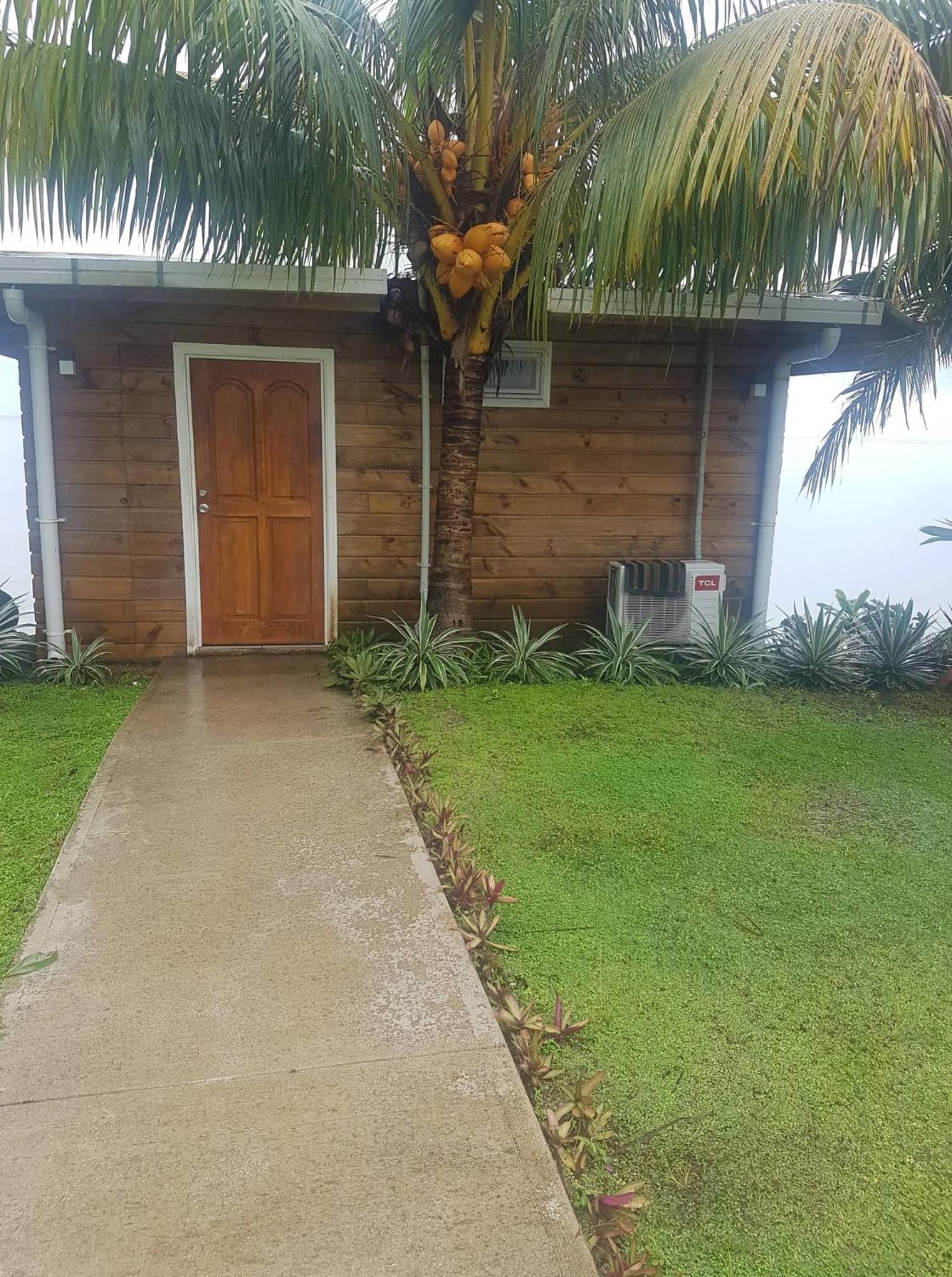 Le Uaina Beach Resort Faleapuna Zewnętrze zdjęcie