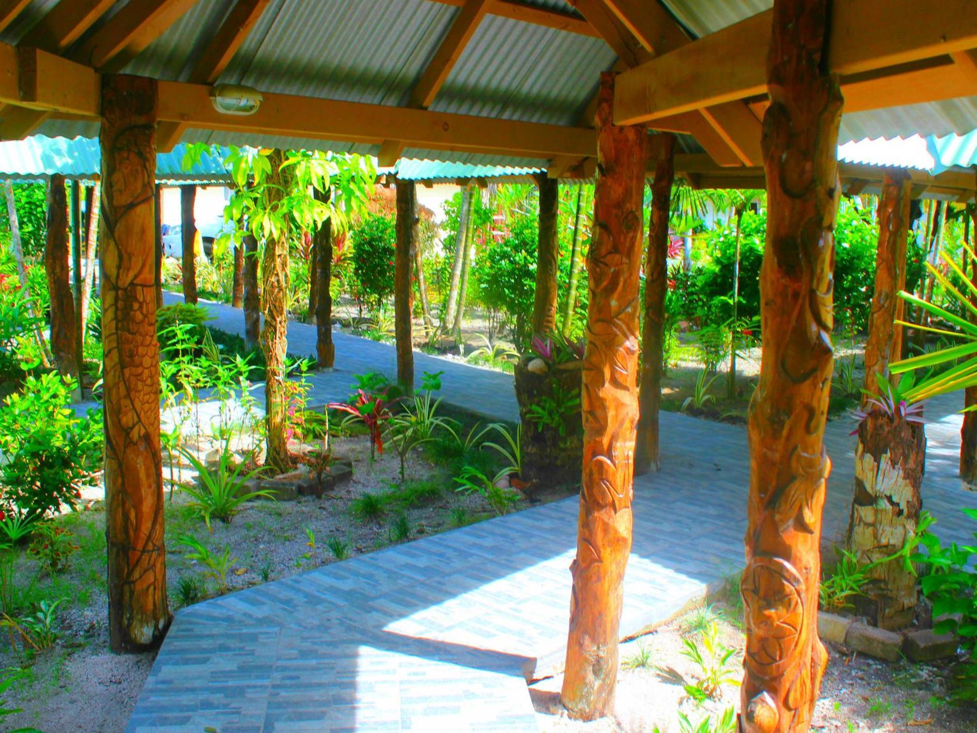 Le Uaina Beach Resort Faleapuna Zewnętrze zdjęcie