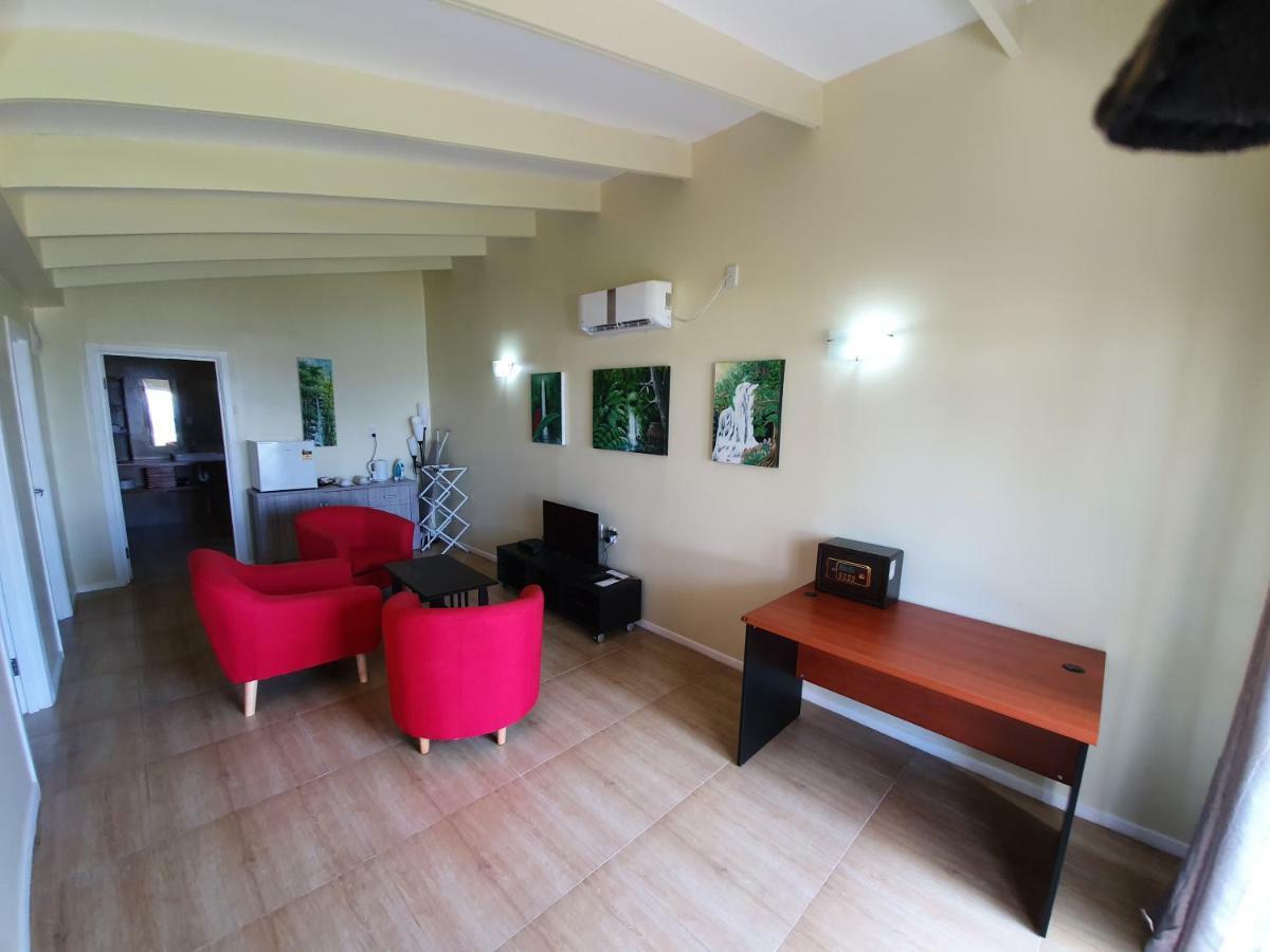 Le Uaina Beach Resort Faleapuna Zewnętrze zdjęcie